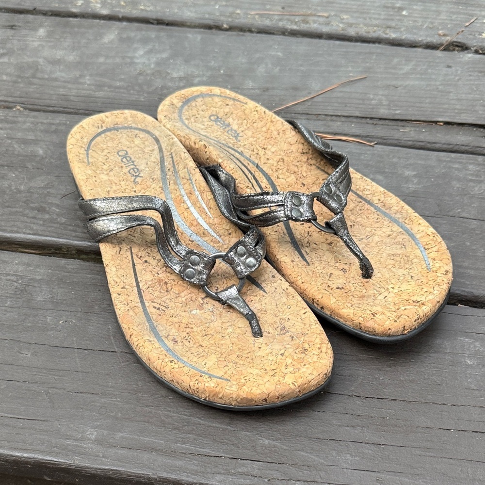 Aetrex Women's Metallic Silver Cork Sole Sandals size 7
